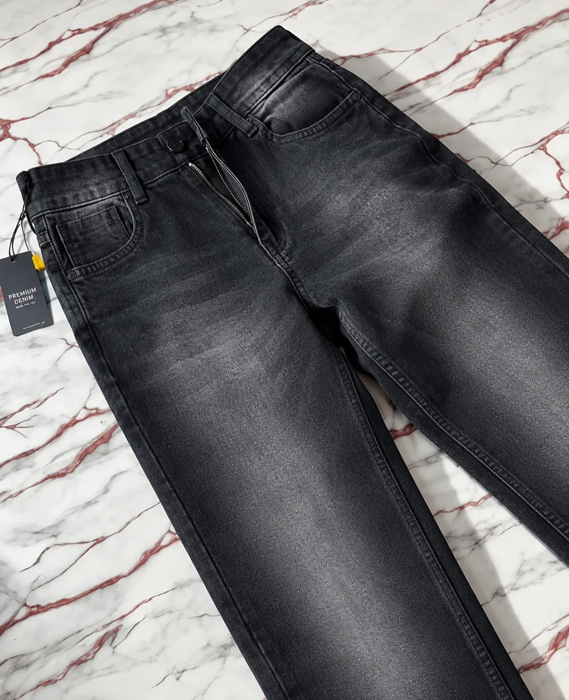 Men's Premium Washed Straight Fit Jeans